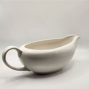 Vintage White Stoneware Japan Classic Ceramic Gravy Boat Farmhouse Style Handle